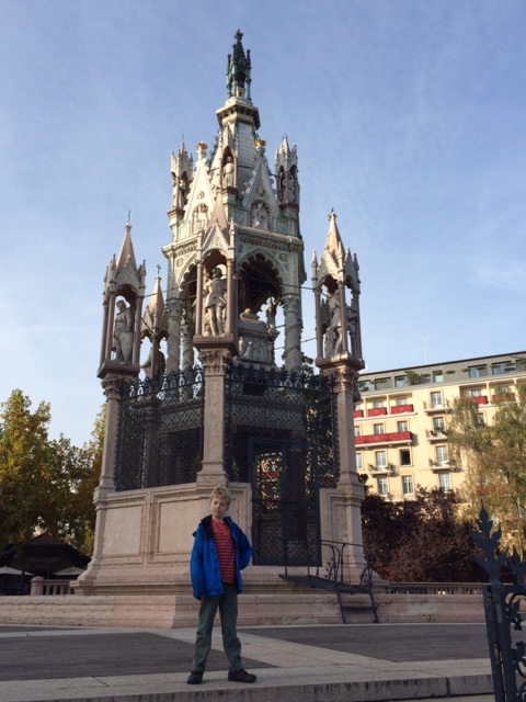 The whole Brunswick Monument.