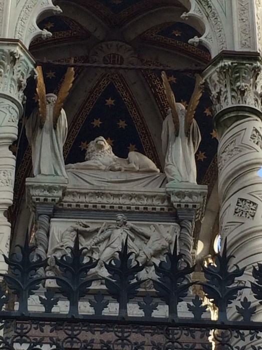 Brunswick's actual tomb.