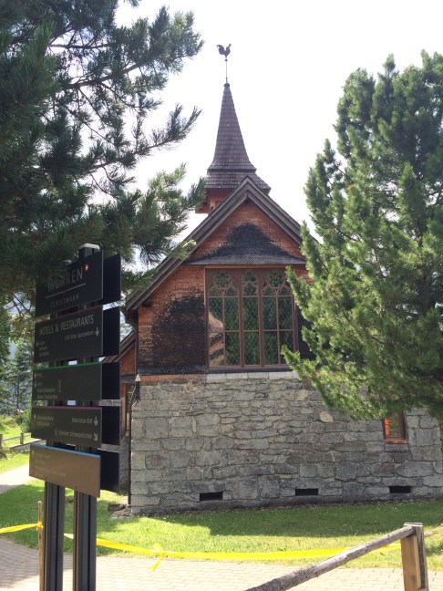 A walk through the small mountain town of Murren.